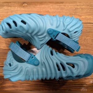 Salehe Bembury X Crocs Pollex Clog